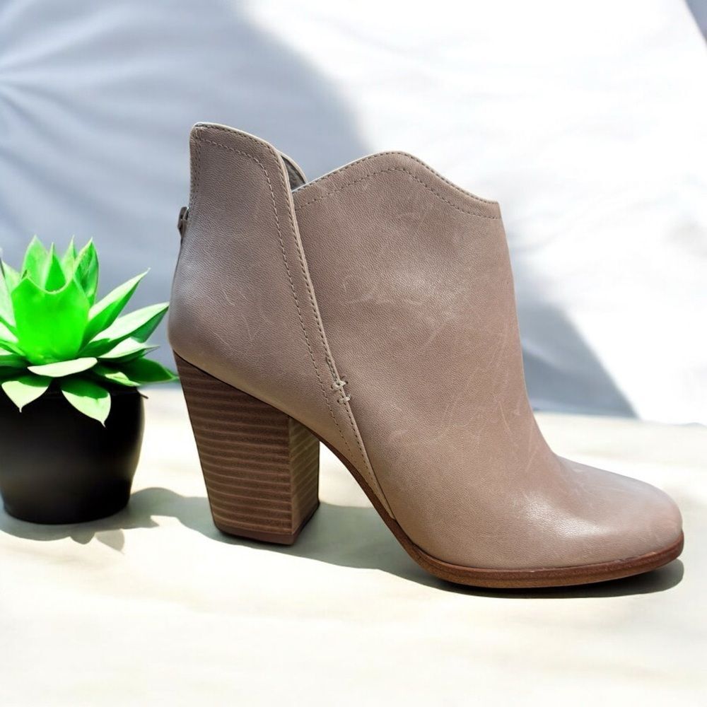 Copper Key Distressed Greige Leather Bootie